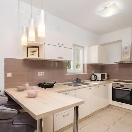 Boja Nel Blu Stanici